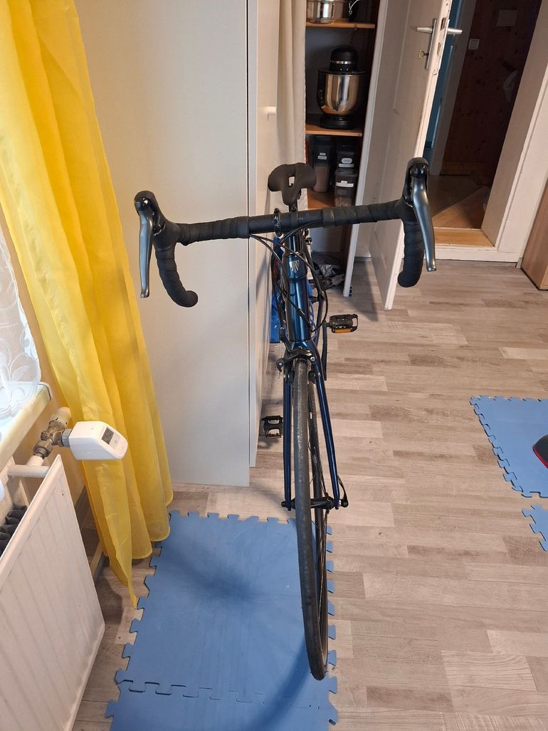 Used Trek Domane AL 2 2022 2022 Road & Gravel, Blau — image 4 of 5