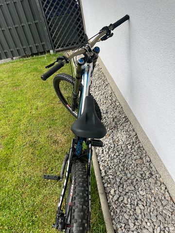 Used Giant Glory 0 2013 2013 Mountainbike, White — image 4 of 7