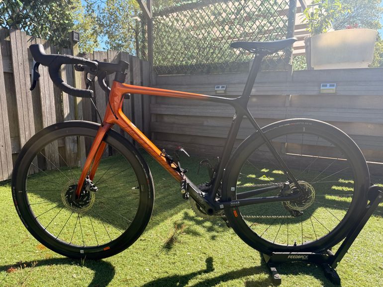 Used Giant TCR Advanced Pro Disc 0 AX 2022 2022 Road & Gravel, Black — image 1 of 10