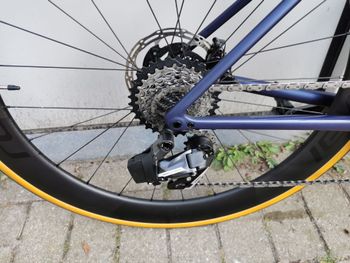 Used Specialized Tarmac SL8 Pro - SRAM Force eTAP AXS 2025 2025 Road & Gravel, Blue — image 2 of 3