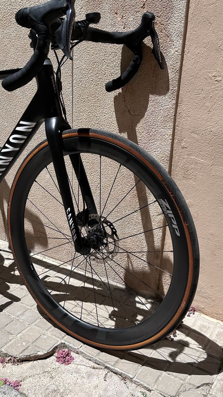 Used Canyon Endurace CF SL Disc 8.0 Di2 2020 2020 Road & Gravel, Black — image 7 of 7