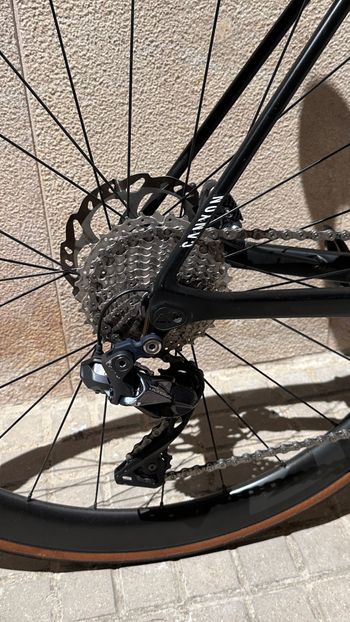 Used Canyon Endurace CF SL Disc 8.0 Di2 2020 2020 Road & Gravel, Black — image 2 of 7