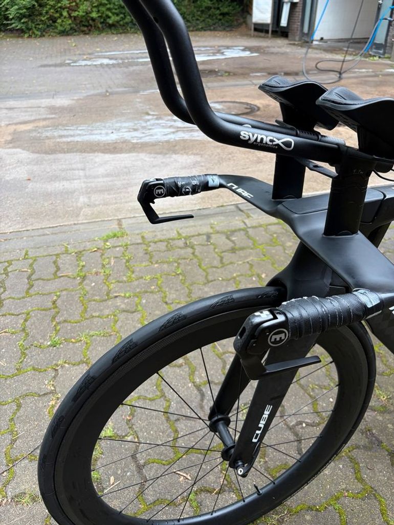 Used CUBE Cube Aerium C68 SL TT 2018 Road & Gravel, Black — image 8 of 29