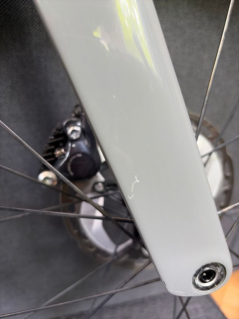 Used Canyon Aeroad CF SL 8 2023 2023 Road & Gravel, Hellgrau — image 9 of 10