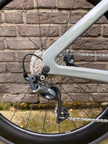 Used Canyon Aeroad CF SL 8 2023 2023 Road & Gravel, Hellgrau — image 4 of 10