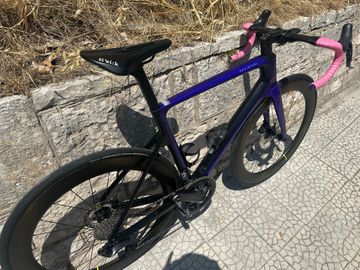 Used Van rysel Custom Shimano Ultegra Di2 2024 Road & Gravel, Purple — image 2 of 10