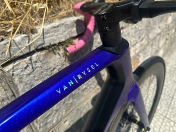 Used Van rysel Custom Shimano Ultegra Di2 2024 Road & Gravel, Purple — image 4 of 9