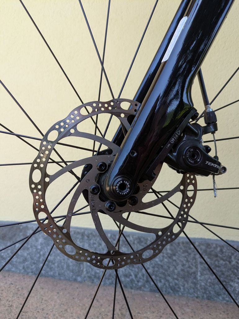 Used Trek Domane AL 2 Gen 4 2024 2024 Road & Gravel, Schwarz — image 7 of 9