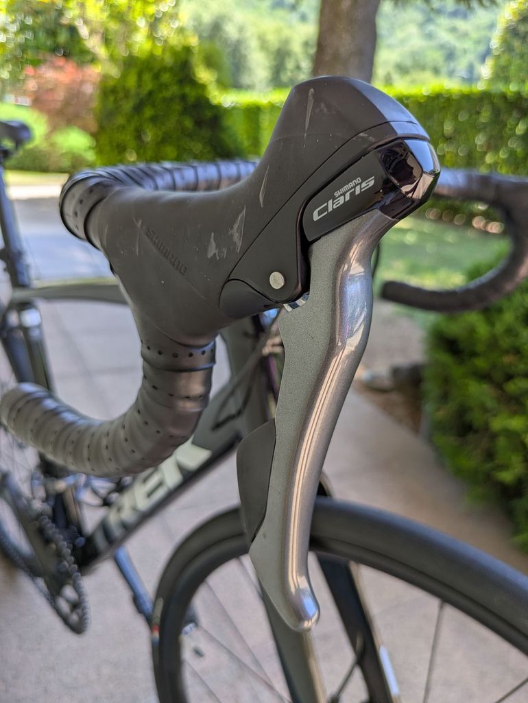 Used Trek Domane AL 2 Gen 4 2024 2024 Road & Gravel, Schwarz — image 8 of 9