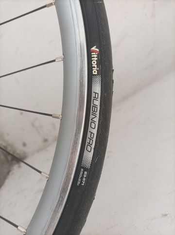 Used Cannondale Custom Shimano Ultegra 1995 Road & Gravel, Red — image 9 of 11