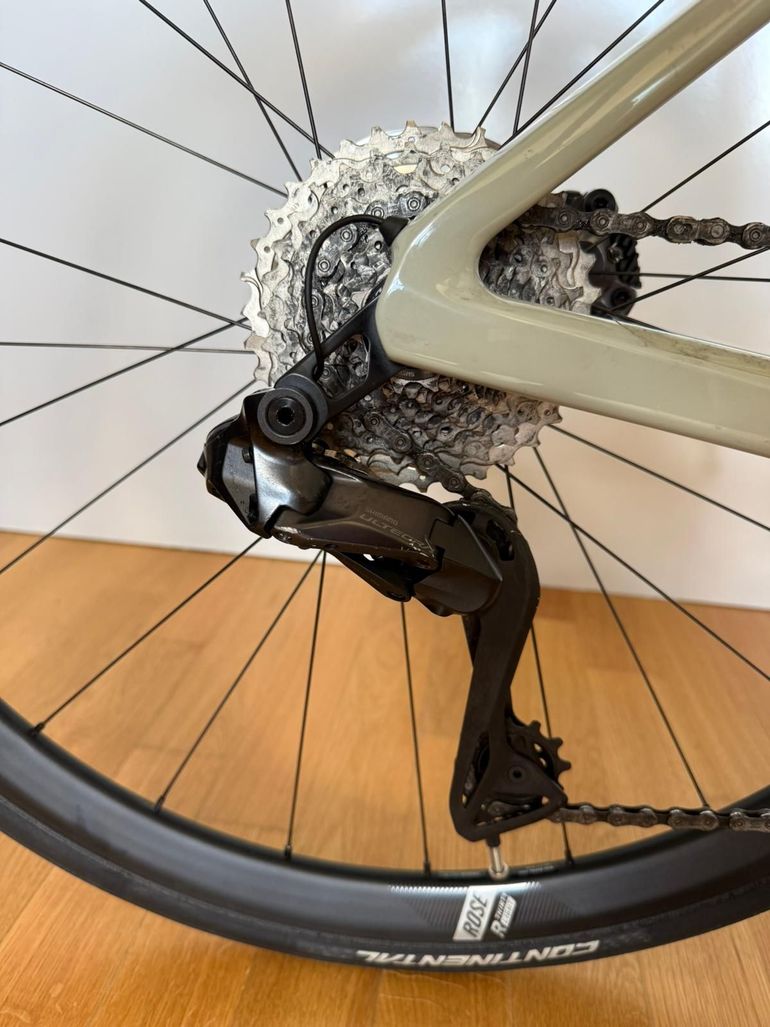 Used Rose Xlite 04 Ultegra Di2 2024 2024 Road & Gravel, Light Gray — image 5 of 8