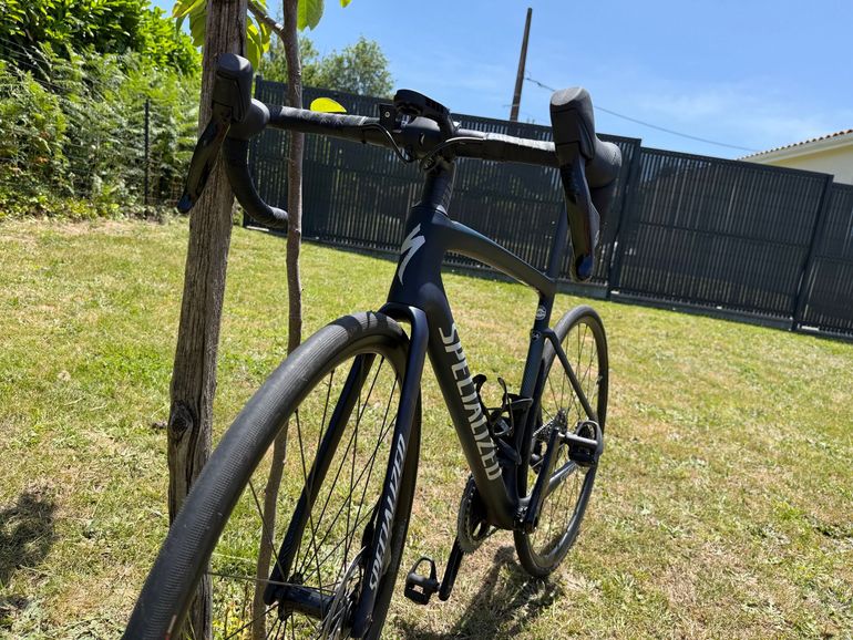 Used Specialized Tarmac SL7 Comp - Rival eTap AXS 2023 2023 Road & Gravel, Blau — image 2 of 9