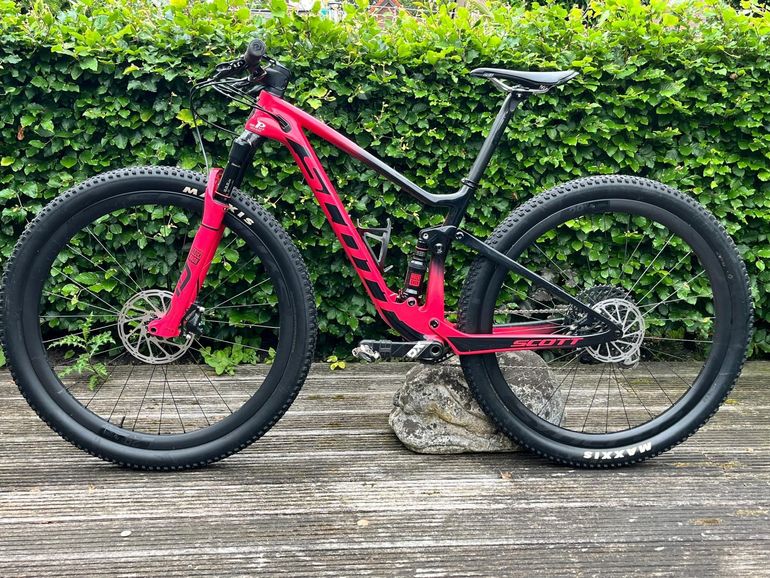 Used Scott Contessa Spark RC 900 2020 2020 Mountainbike, Red, 29 — image 1 of 6