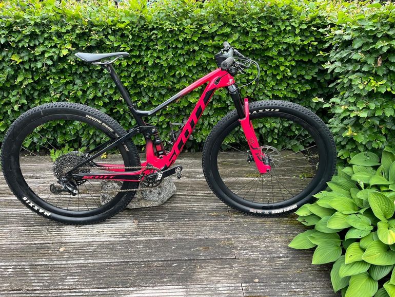 Used Scott Contessa Spark RC 900 2020 2020 Mountainbike, Red, 29 — image 2 of 6