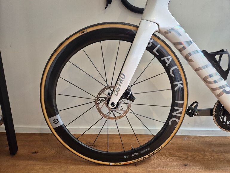 Used Factor Ostro SRAM Force eTap AXS 2025 Road & Gravel, White — image 6 of 7