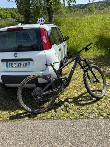 Used Specialized Enduro Expert 2023 2023 Mountainbike, Black — image 2 of 13
