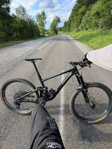 Brugt Specialized Enduro Expert 2023 2023 MTB