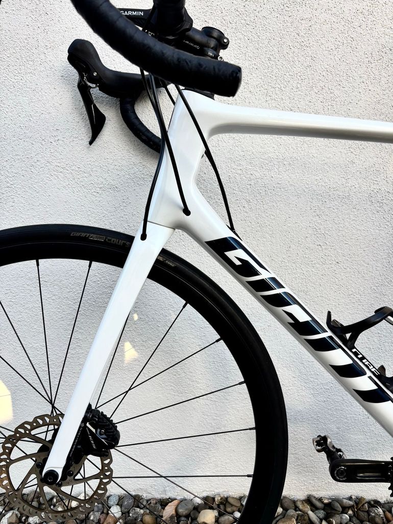 Used Giant TCR Advanced Disc 2 2022 2022 Road & Gravel, White — image 3 of 8