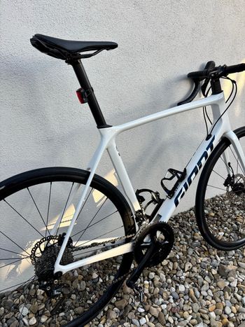 Used Giant TCR Advanced Disc 2 2022 2022 Road & Gravel, White — image 7 of 8
