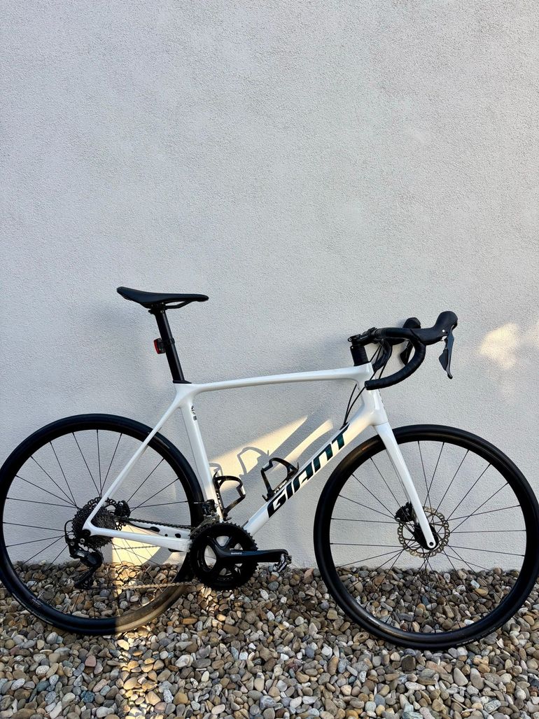 Used Giant TCR Advanced Disc 2 2022 2022 Road & Gravel, White — image 1 of 8