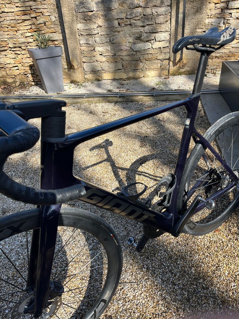 Used Giant Propel Advanced Pro 0 2024 2024 Road & Gravel, Purple — image 2 of 3