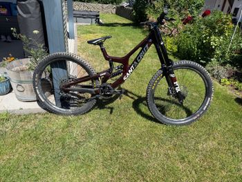 Used Santa Cruz V10 S MX / Carbon CC 2023 2023 MTB