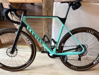 Used Canyon Inflite CF SL 8 2020 2020 Road & Gravel, Green — image 2 of 8