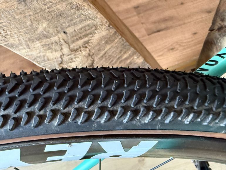 Used Canyon Inflite CF SL 8 2020 2020 Road & Gravel, Green — image 4 of 8