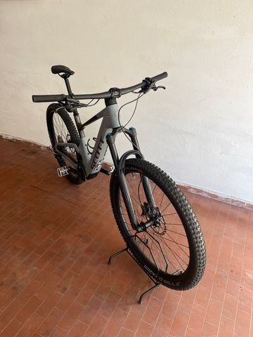 Used Scott Custom Shimano Deore XT 2025 Mountainbike, Light Gray — image 2 of 4