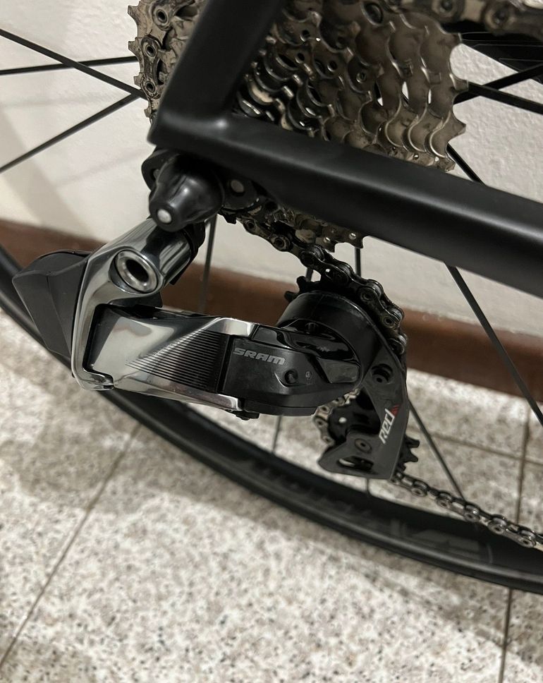 Used Scott Addict Sram Red Etap 2019 Road & Gravel, Black — image 14 of 19