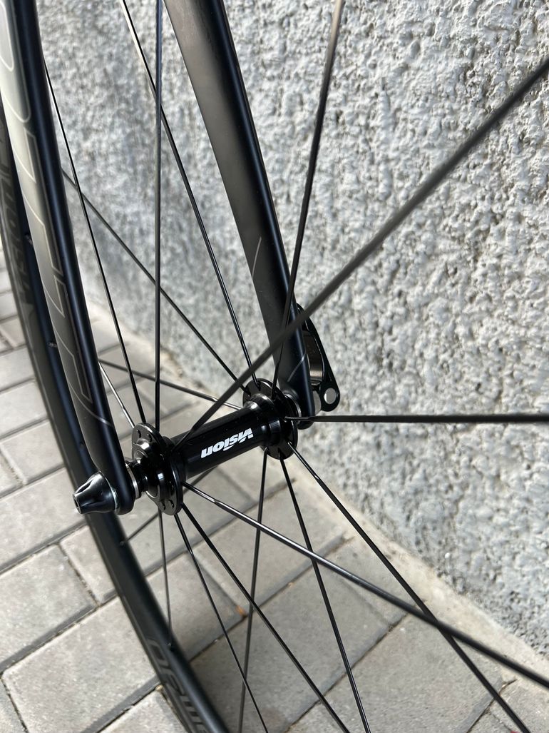 Used Scott Addict Sram Red Etap 2019 Road & Gravel, Black — image 18 of 19