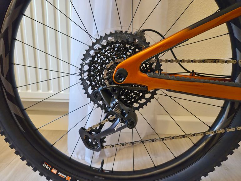 Used Giant Reign Advanced Pro 29 1 2022 2022 Mountainbike, Orange, 29 — image 5 of 22