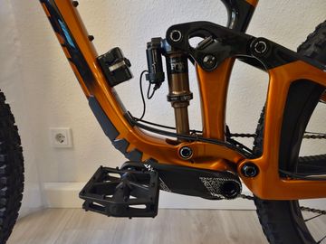 Brugt Giant Reign Advanced Pro 29 1 2022 2022 Mountainbike — billede 15 af 22