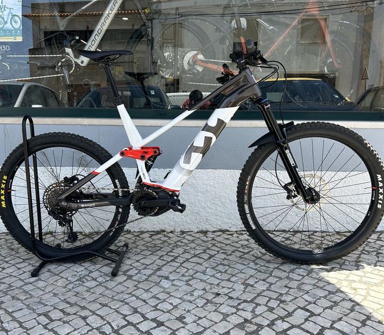 Used Husqvarna Husqvarna Mountain Cross 4 2022 Mountainbike, White — image 1 of 14
