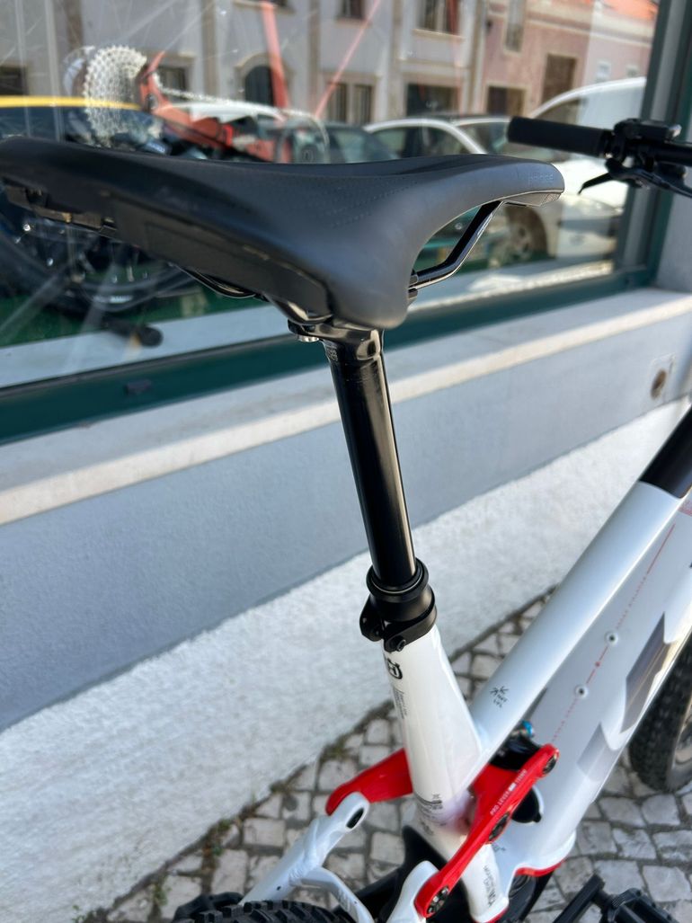 Used Husqvarna Husqvarna Mountain Cross 4 2022 Mountainbike, White — image 12 of 14