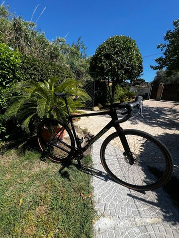Orbea TERRA M30TEAM 2024 2024 Road & Gravel usato, Rosso — immagine 3 di 6