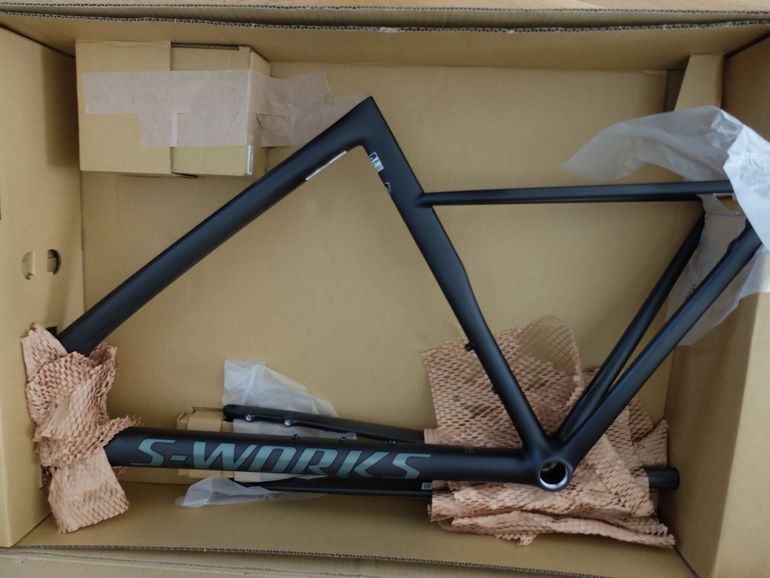 Used Specialized S-Works Tarmac SL8 Frameset - Ready to Paint 2025 Frameset 2025 Road & Gravel, Schwarz — image 8 of 8