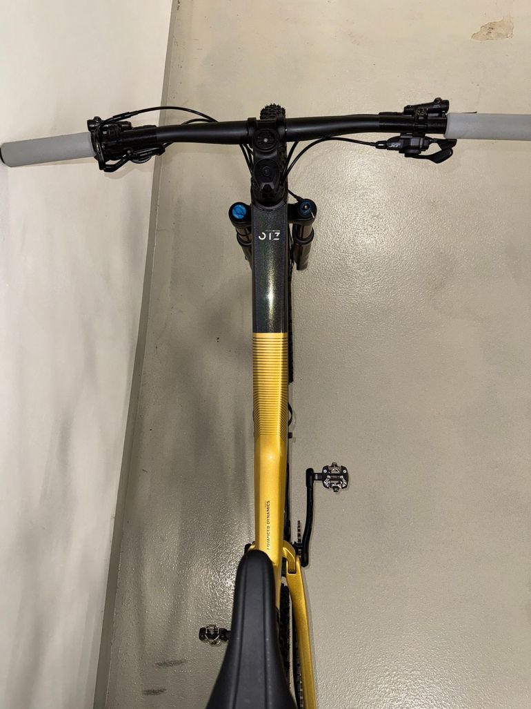Used Orbea OIZ M-PRO 2023 2023 Mountainbike, Purple, 29 — image 13 of 19