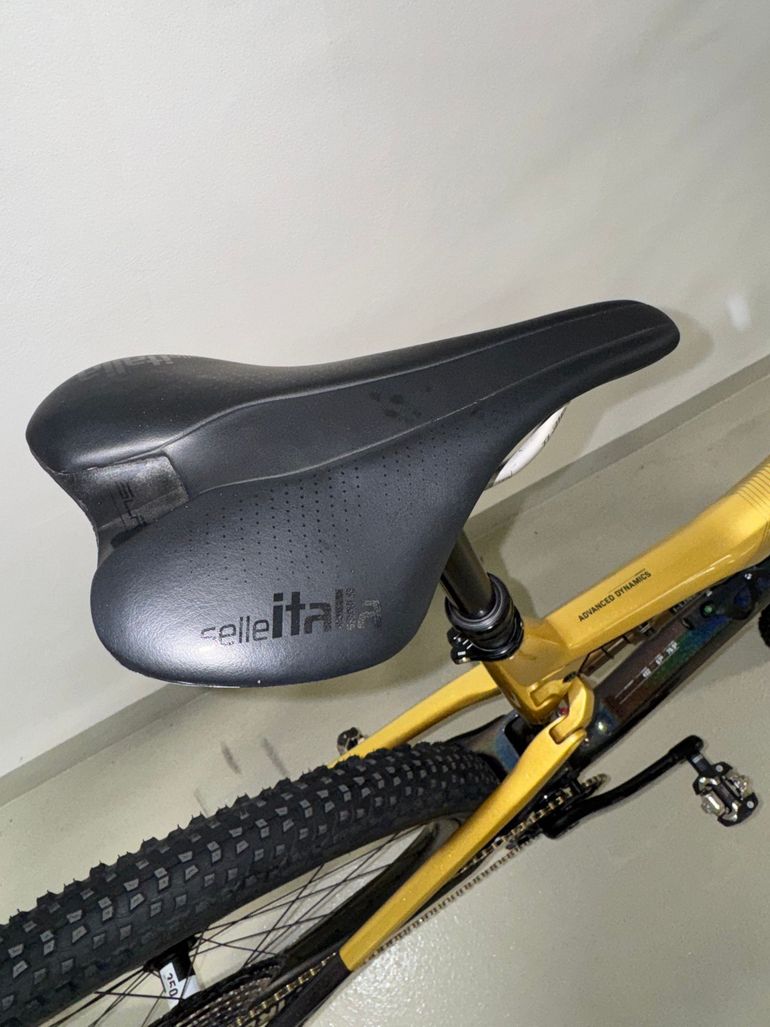 Used Orbea OIZ M-PRO 2023 2023 Mountainbike, Purple, 29 — image 10 of 19