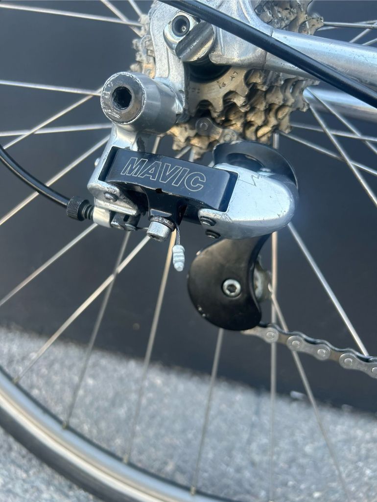 Used Vitus 979 Carbone 3 1985 Road & Gravel, Black — image 10 of 13