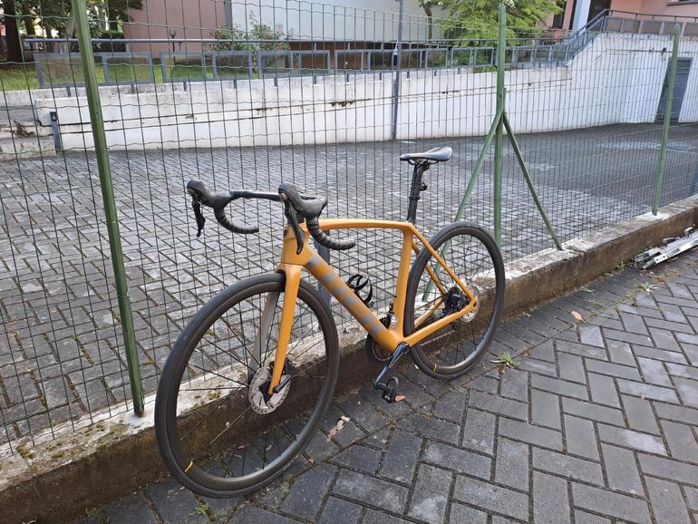 Used Trek Emonda Shimano Ultegra 2022 Road & Gravel, Orange — image 4 of 5
