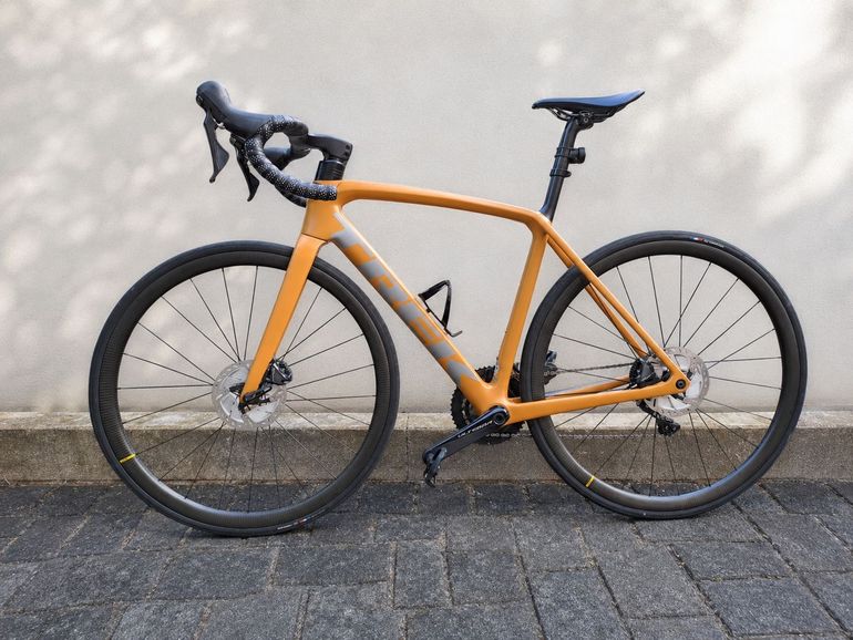 Used Trek Emonda Shimano Ultegra 2022 Road & Gravel, Orange — image 2 of 5
