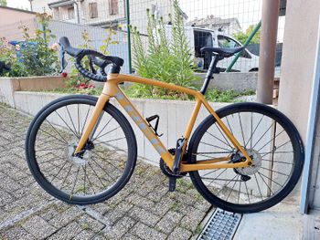 Used Trek Emonda Shimano Ultegra 2022 Road & Gravel, Orange — image 3 of 5