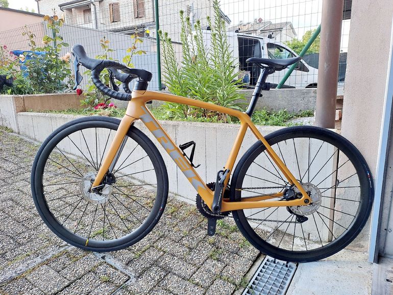 Used Trek Emonda Shimano Ultegra 2022 Road & Gravel, Orange — image 3 of 5