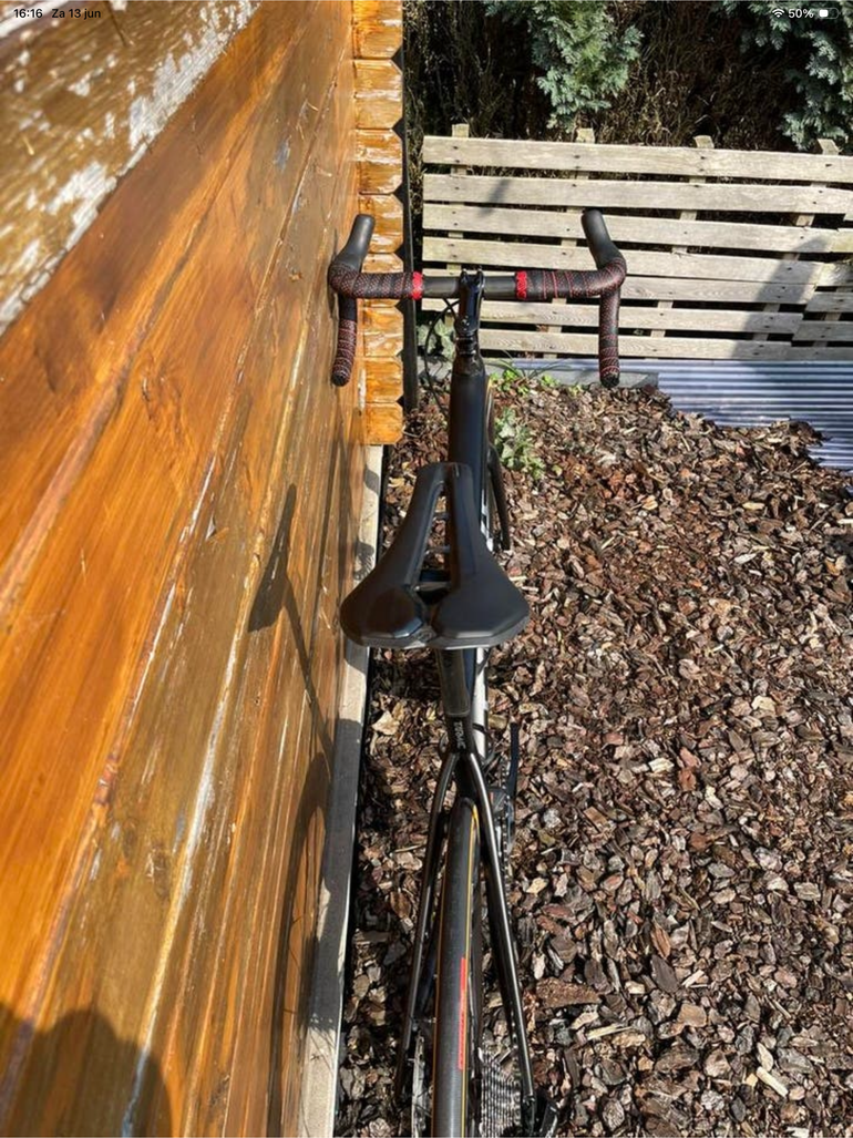 Used Specialized Tarmac Disc Expert 2020 2020 Road & Gravel, Black — image 5 of 6