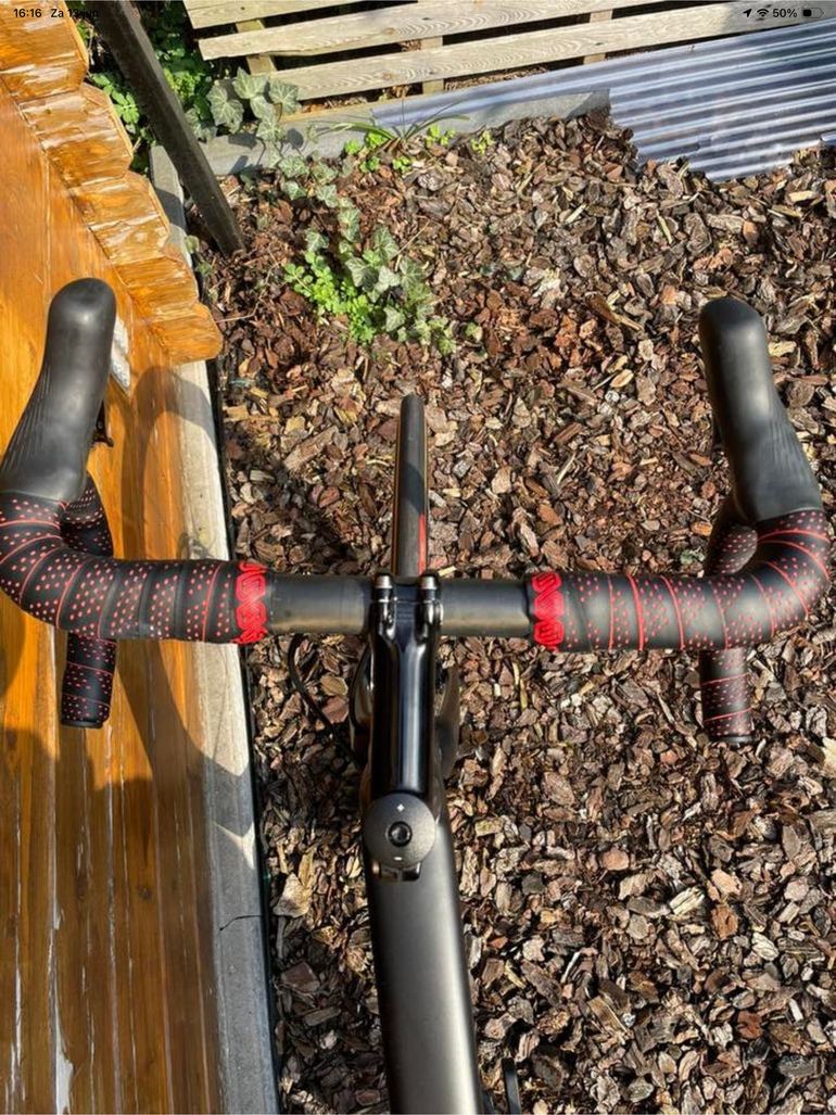 Used Specialized Tarmac Disc Expert 2020 2020 Road & Gravel, Black — image 6 of 6