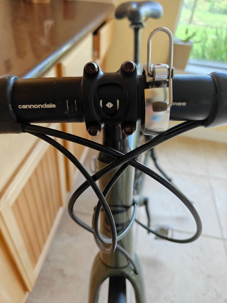 Used Cannondale 20CAAD13 105 Disc 2020 Road & Gravel, Green — image 5 of 10