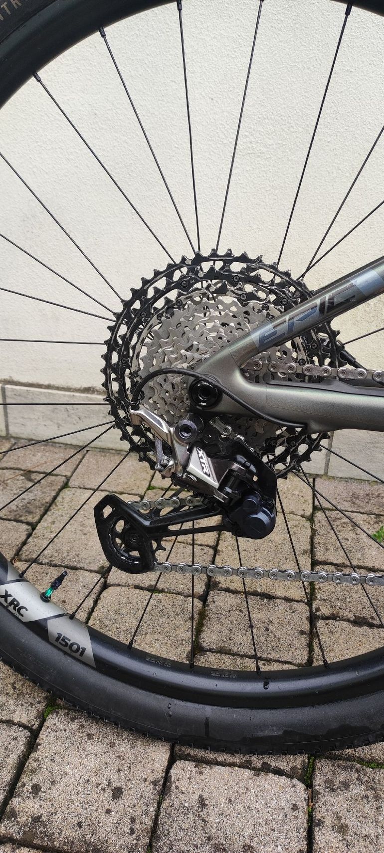 Used Specialized S-Works Epic EVO RS 2023 2023 Mountainbike, Light Gray — image 3 of 6