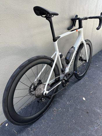 Used Cannondale Synapse Carbon 3 SmartSense 2026 2026 Road & Gravel, Light Gray — image 8 of 10