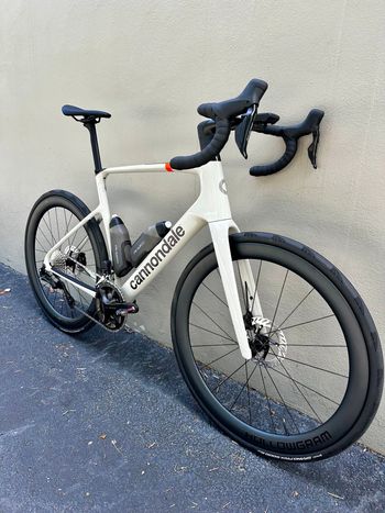 Used Cannondale Synapse Carbon 3 SmartSense 2026 2026 Road & Gravel, Light Gray — image 10 of 10